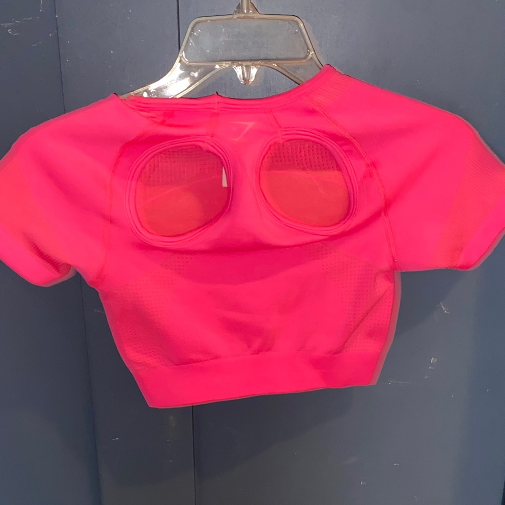 Gymshark Hot Pink XS Crop Top - Picture 4 of 6
